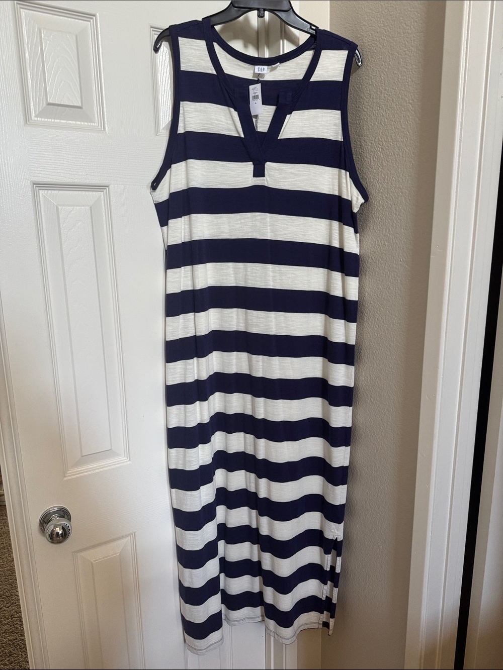 GAP Navy and Off White Striped Sleeveless Maxi Dress with V-Neck